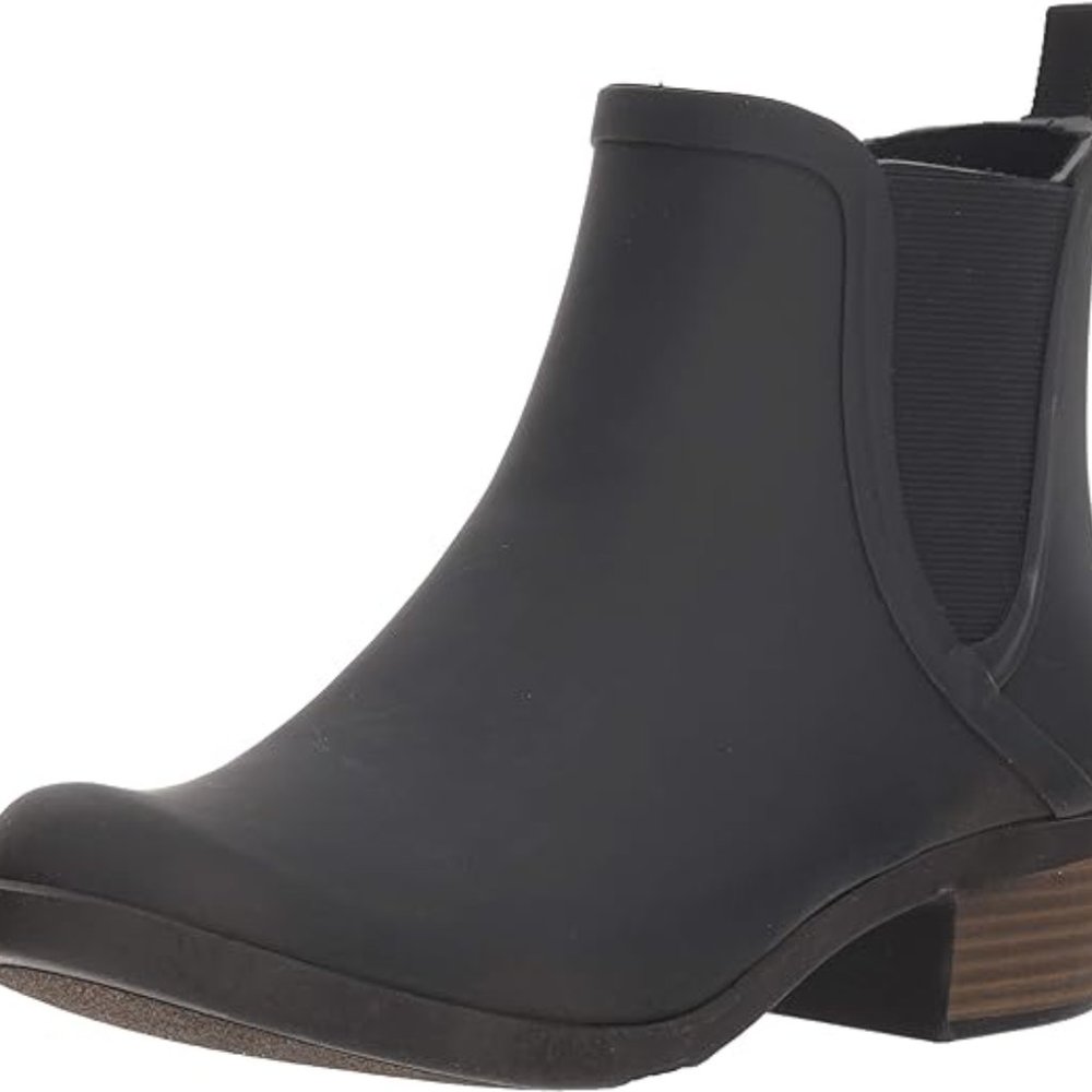 Lucky Brand® Basel h2O black boots in box, rubber size 7, stylish rubber…